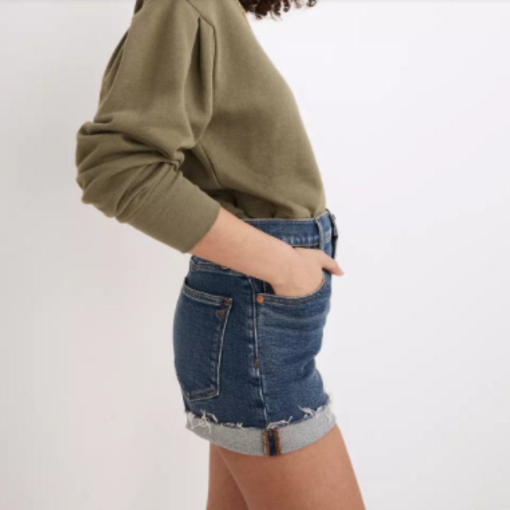 Madewell High-Rise Denim Shorts in Auckland Wash